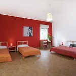 La Gatta Bianca Oda ve Kahvaltı Oliveri