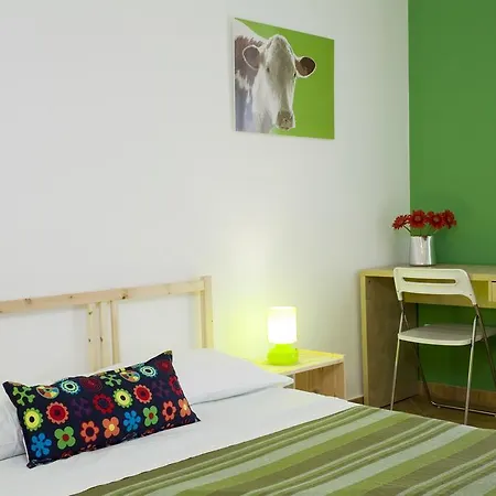 La Gatta Bianca Bed & Breakfast *