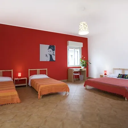 La Gatta Bianca Bed & Breakfast Oliveri