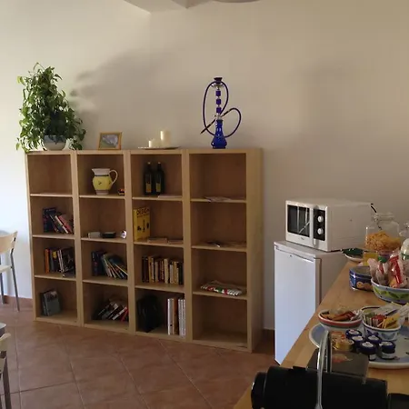 La Gatta Bianca Bed & Breakfast Oliveri